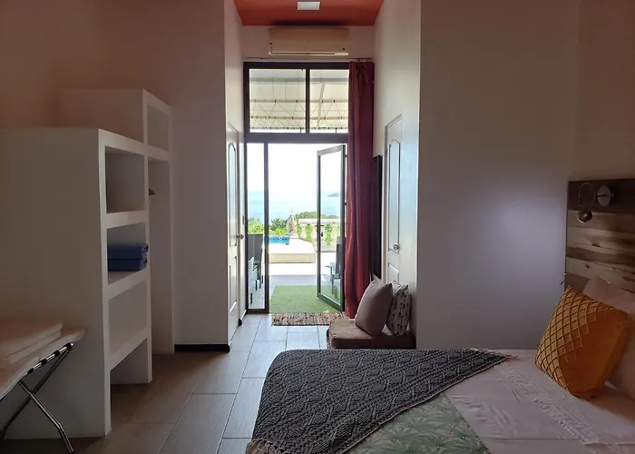 Bed & Breakfast Pura Vista Playa Ocotal