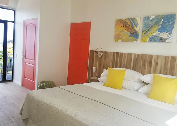 Pura Vista Bed & Breakfast 4*